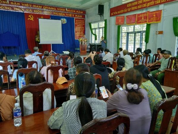 Huyện Lắk: Hội thảo mô hình chăn nuôi gà an toàn sinh học gắn với bảo vệ môi trường, đảm bảo an toàn thực phẩm