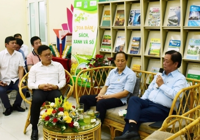 Bộ trưởng Lê Minh Hoan: “Sách cho người nông dân - cần lan toả để mang đến sự hạnh phúc